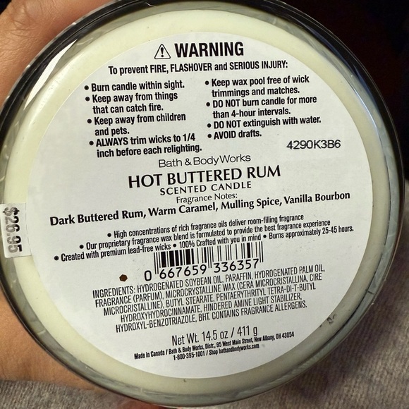 Bath and body works HOT BUTTERED RUM 3 Wick Candle holiday packaging - Picture 2 of 2